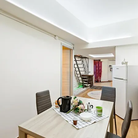 Charming Sicilian Loft Apartment Catania